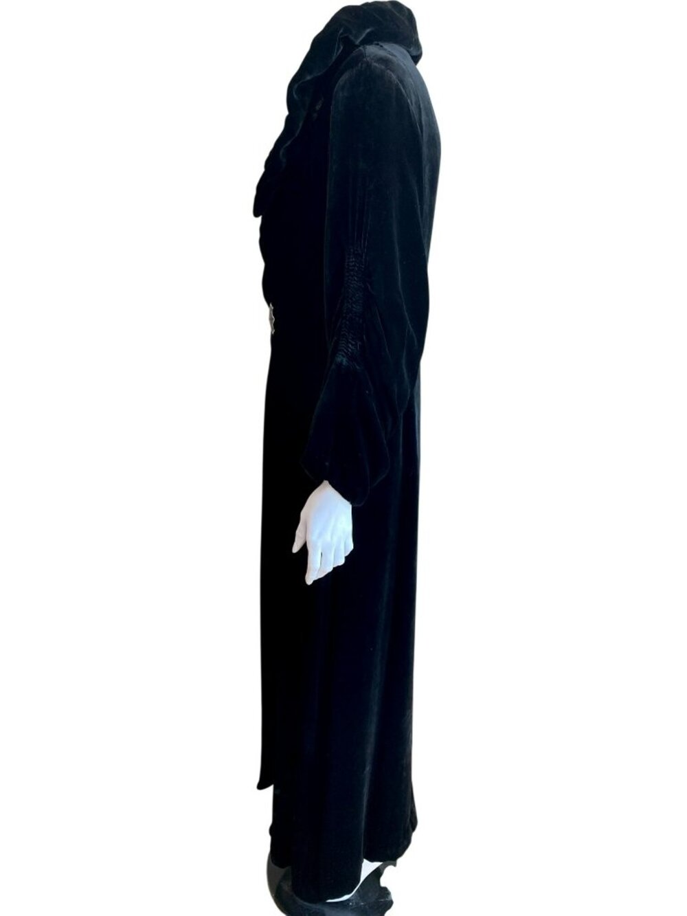 Art Deco Opera Coat Black Velvet Antique Silk Lining Great Buttons Small 1933/34 - Picture 4 of 14